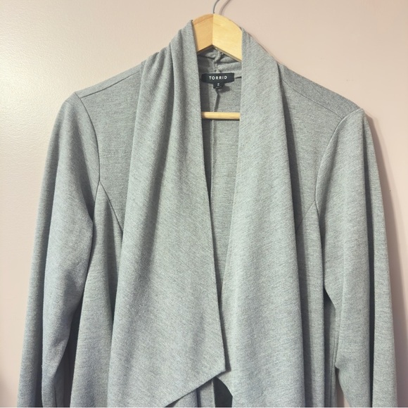 Torrid Drape Front Cardigan Grey Women Size 2X - Picture 2 of 8